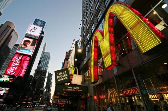 Tại châu Âu, rượu là đồ uống khá phổ biến