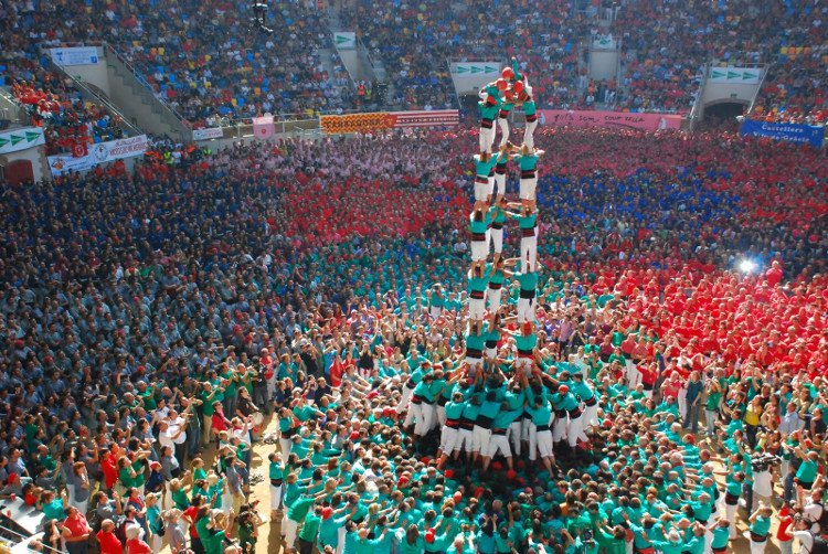 Cuộc thi xây tháp người mang tên gọi Castells