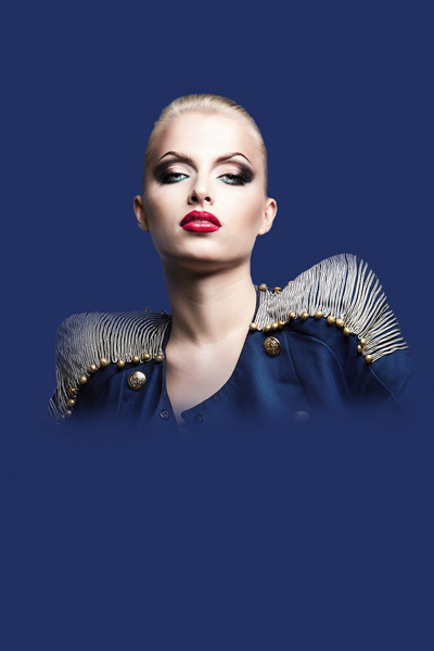 Sơn phủ lớp mặt nạ để ẩn lớp người mẫu 