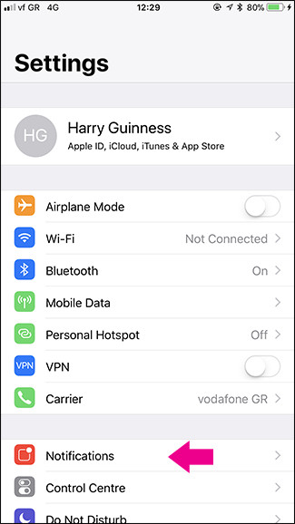 Chọn Notifications trong cài đặt iPhone