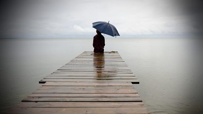 Có thể ta sẽ không sẵn lòng đặt niềm tin lần nữa.