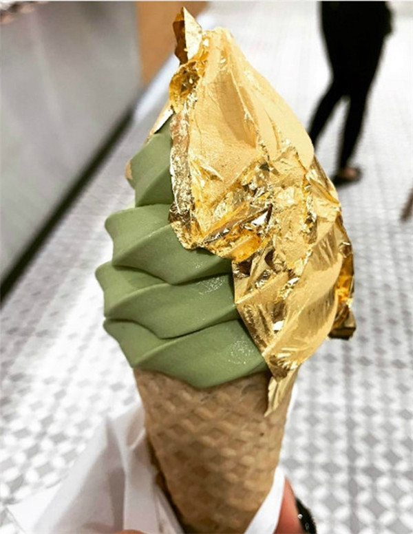 Kem trà xanh dát vàng 