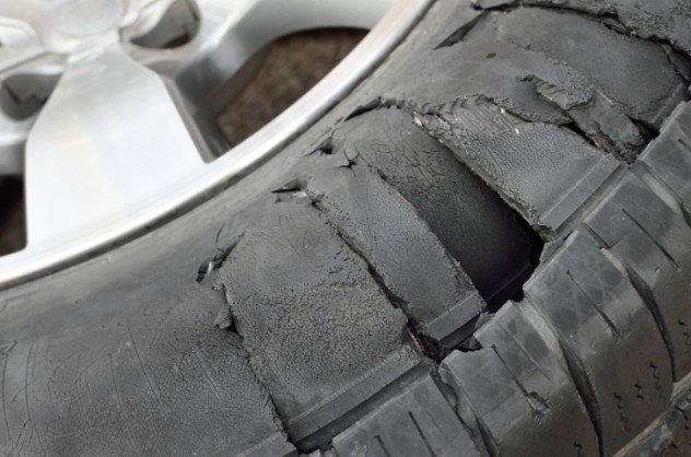  Cao su "tự phục hồi" 