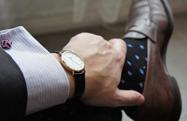 Đeo đồng hồ đúng tay