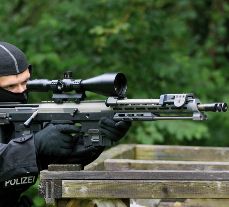 DSR-1 có tầm bắn hiệu quả 800 – 1200 mét 