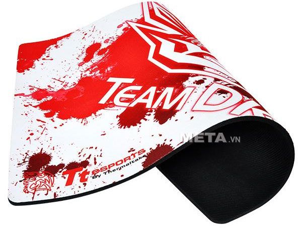 Bàn di chuột Tt eSports Pyrrhus Team DK Edition được làm bằng cao su siêu bền