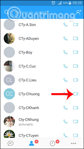 Nhấn biểu tượng gọi video