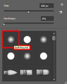 Chọn brush Soft Round màu đen có Opacity 60%