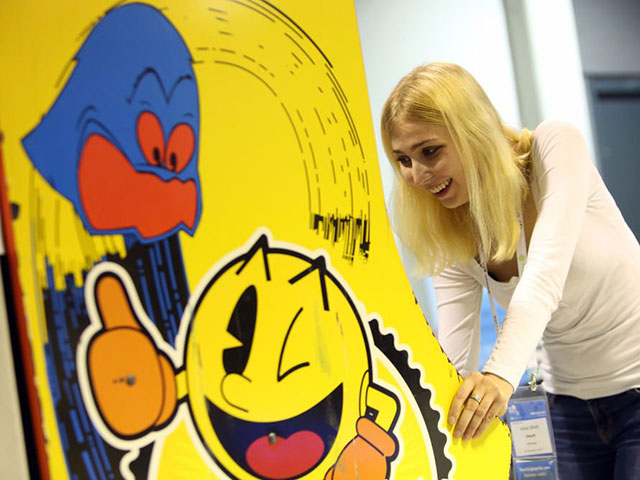 Tha hồ chơi game nếu bạn làm việc ở Menlo Park 