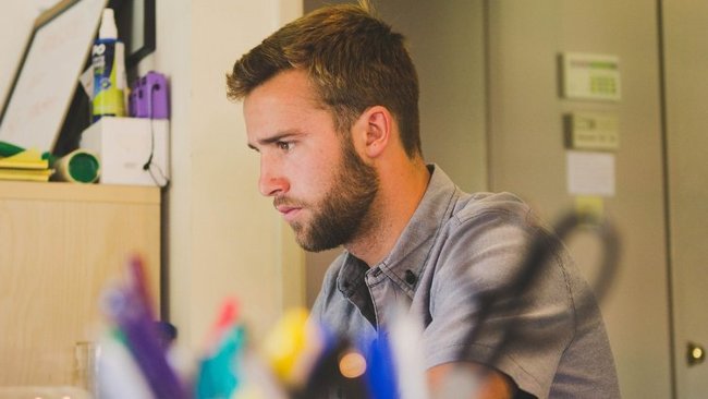 Vì lòng chân thật và niềm kiêu hãnh là điều duy nhất bạn nên định rõ bằng chính nó