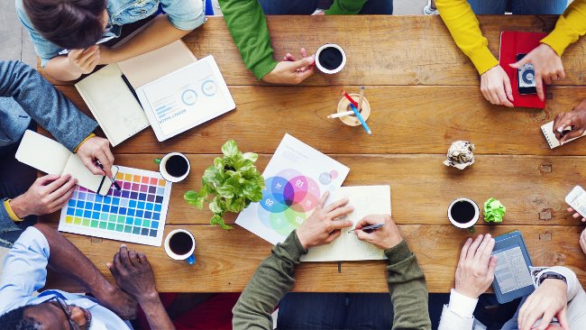 Yêu cầu sự giúp đỡ khi cần thiết