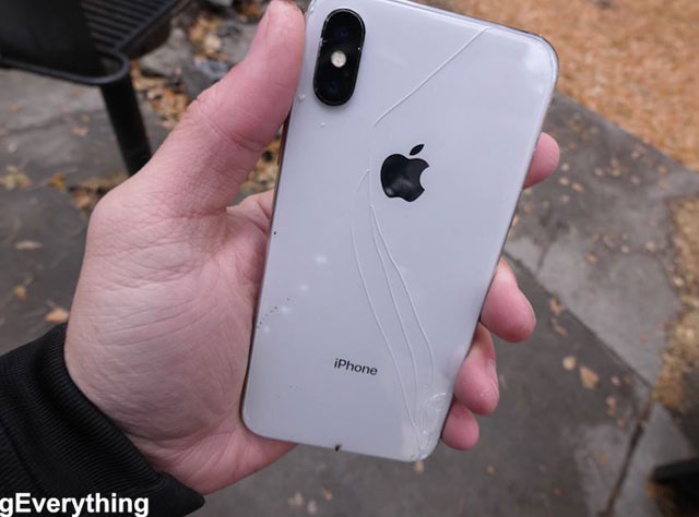 Chi phí sửa chữa iPhone X rất đắt đỏ 