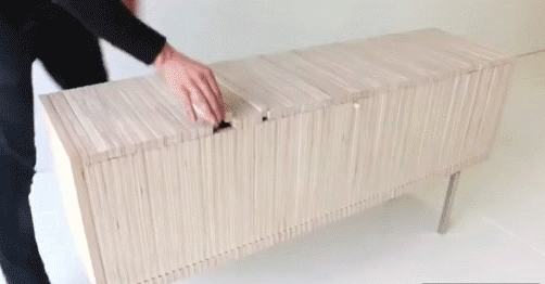 Chiếc tủ gỗ độc đáo được lấy cảm hứng từ những con sóng
