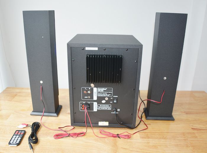 Với Soundmax AW 300 bạn sẽ được tận hưởng không gian âm nhạc từ bất kì thiết bị nào. 