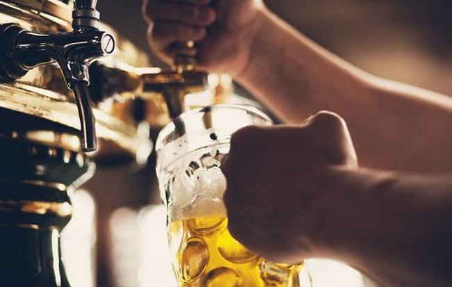 Uống rượu vào tối hôm trước