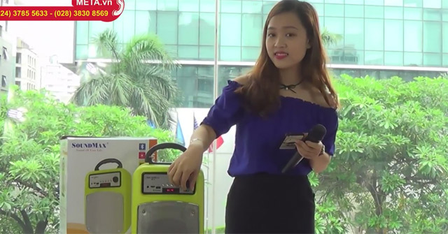 Tha hồ hát karaoke mọi lúc mọi nơi cùng gia đình, bạn bè.