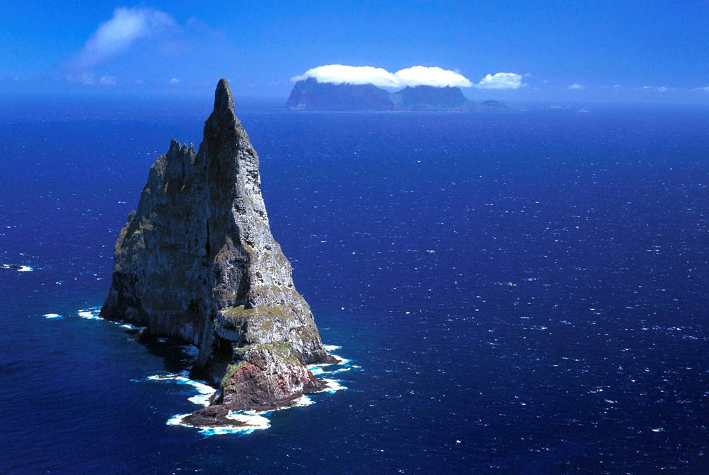Ngọn núi này là một điểm nằm trên mực nước biển của Zealandia 