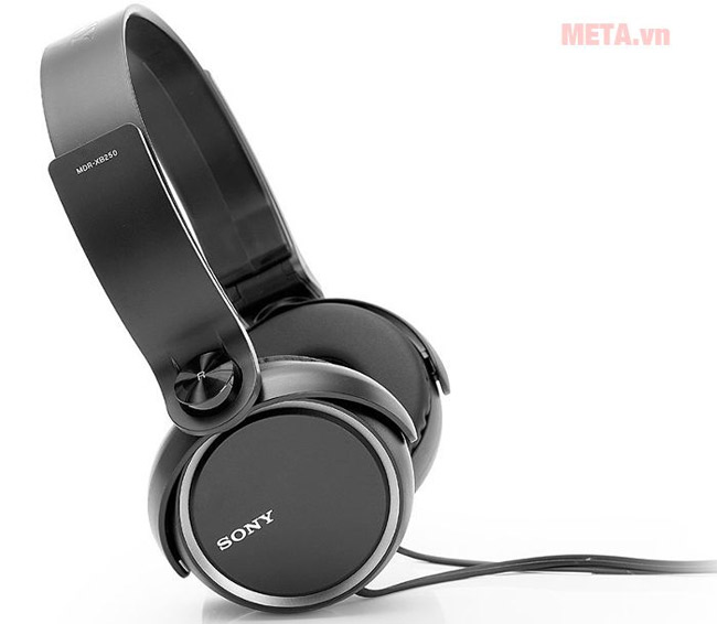 Miếng đệm tai của Sony Extra Bass MDR-XB250 tạo cảm giác thoải mái.