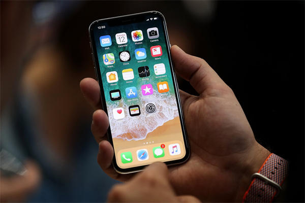 Tắt báo thức trên iPhone X 
