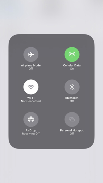 Wifi tắt từ Control Center và Bluetooth tắt hoàn toàn