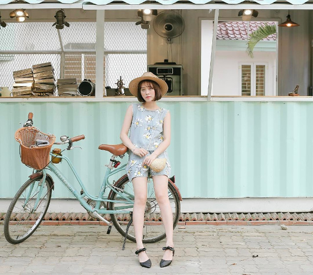 Platform - Coffee & Cake