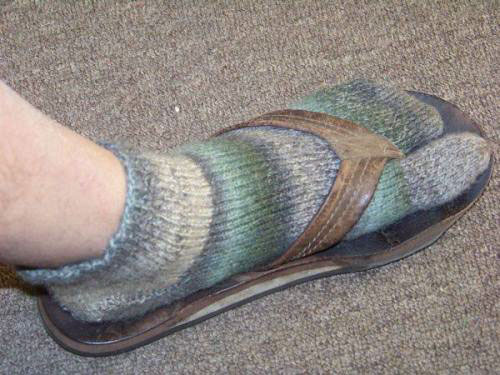 Hình David Karp đi tất