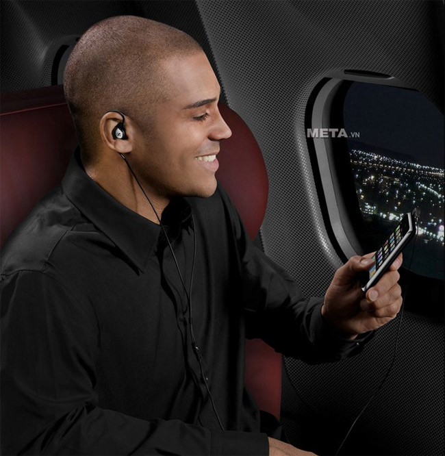 Tai nghe sennheiser MM 80i được thiết kế hướng đến người sử dụng phải