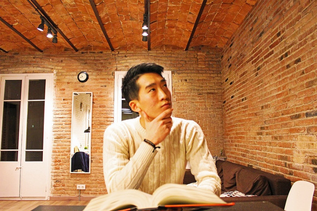 Top 7 ngôn ngữ khó học nhất đối với người nói tiếng Anh: