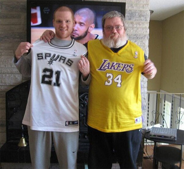 Có thể là mùi chua đấy 