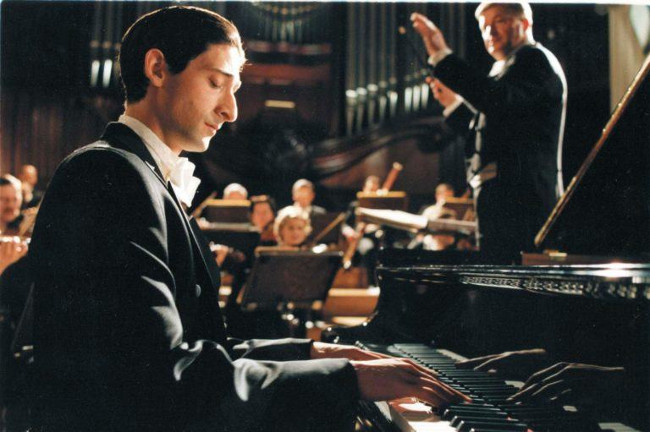 Khoa học chứng minh: Não bộ của người chơi đàn piano "rất khác" với những  người