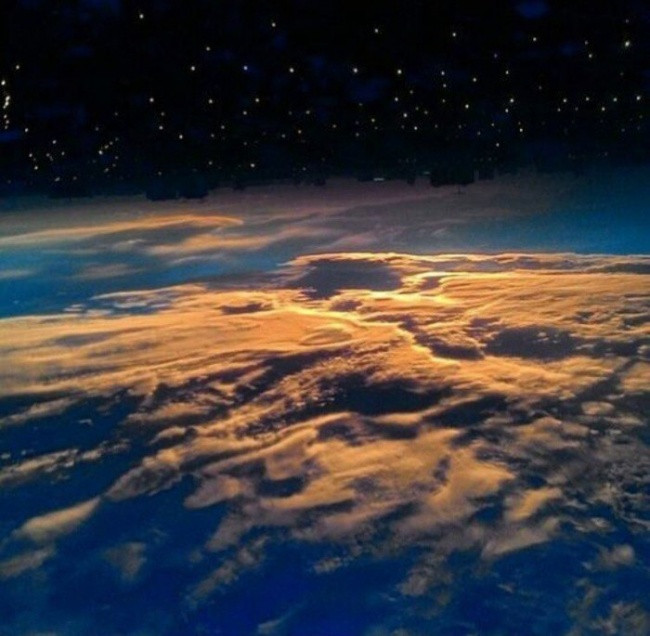 Bức ảnh chụp từ khoang tàu vũ trụ