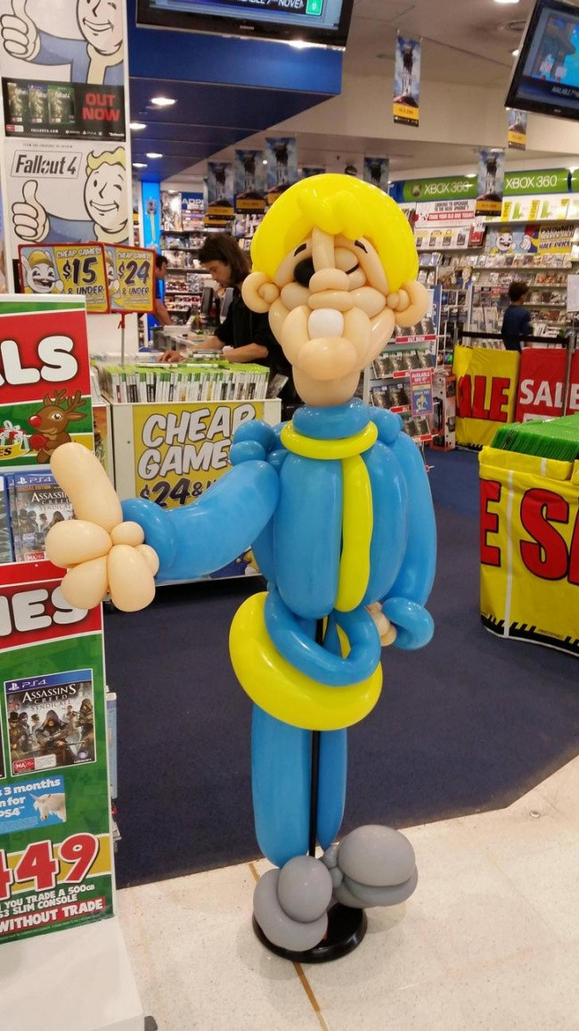 Chàng trai tội nghiệp! Bạn đã trải qua rất nhiều rủi ro phải không?!