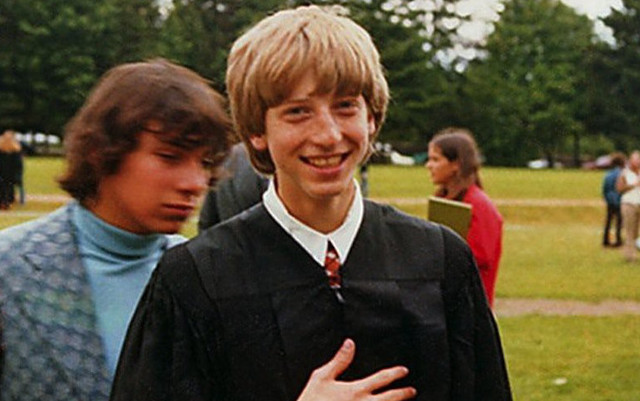 Ông là người rất thích đọc sách