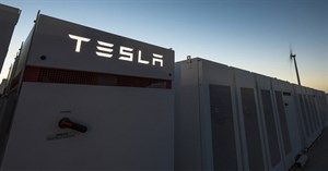 Nhà máy pin của Elon Musk khắc phục sự cố mất điện của cả một bang nước Úc chỉ trong 140 mili giây