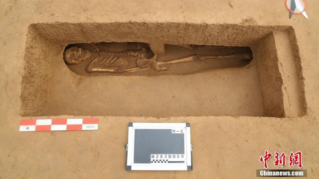 Những mảnh vỡ xương người được phân bố rộng khắp  