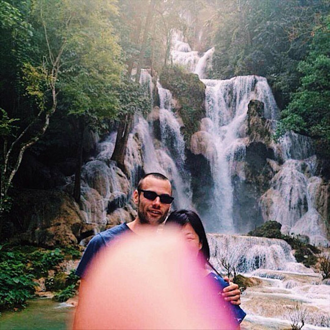 Chúng tôi rất hiếm khi chụp cùng nhau trong chuyến du lịch, nhưng lúc chụp chung một tấm thì thế này đây!