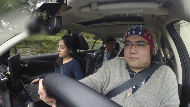 Nissan tiết lộ công nghệ tiên đoán não người để lái xe an toàn hơn