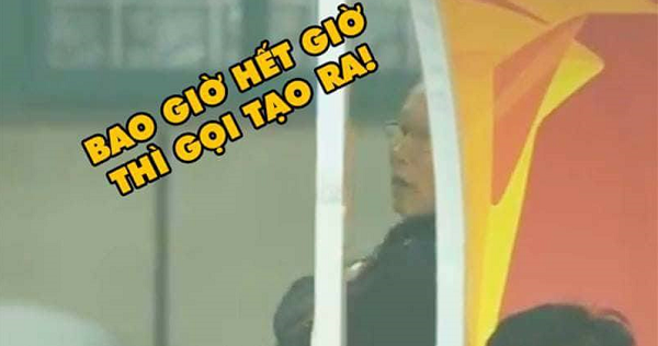 Hồi hộp không kém gì cầu thủ 