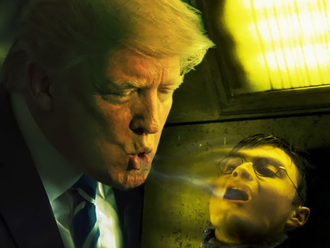 Ảnh phtotoshop tổng thống Donald Trump uống nước 