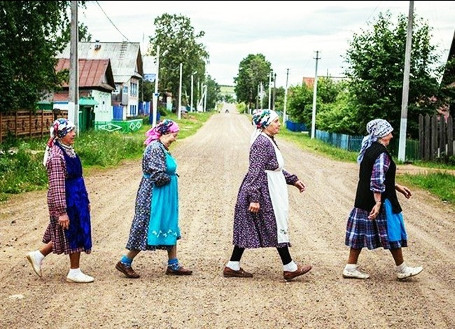 Hình ảnh mang tính biểu tượng có nhiều bản sao nhưng đáng nhớ nhất là những bức ảnh khác biệt.