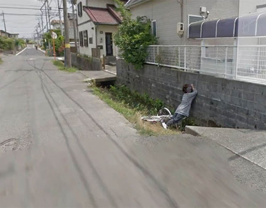 Loạt ảnh hài hước mà Google Maps đã ghi lại trên khắp đường phố thế giới 10