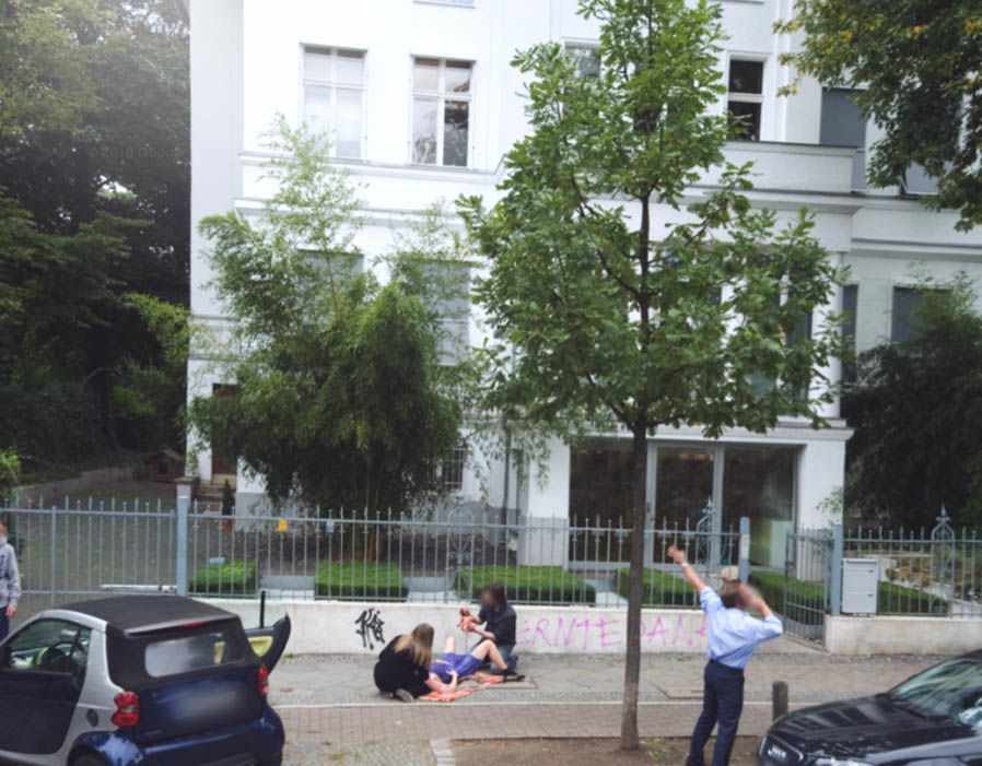 Loạt ảnh hài hước mà Google Maps đã ghi lại trên khắp đường phố thế giới 8