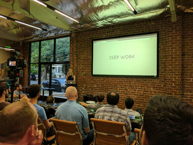 Người có thành kiến với bạn sẽ trở thành động lực để bạn tiến về phía trước