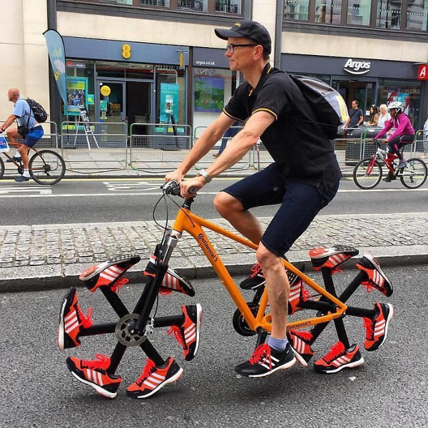 Cách để thể hiện đam mê với giày