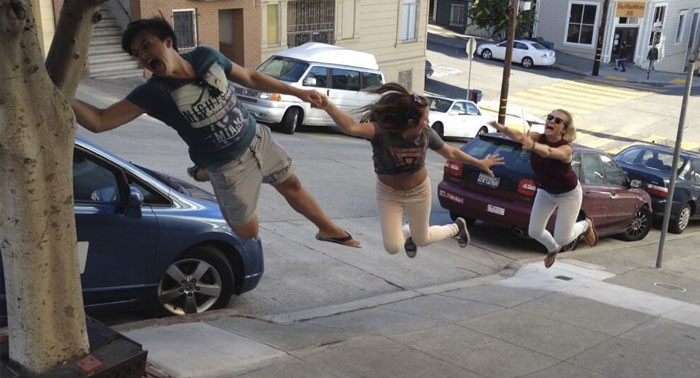 Chắc họ đang gặp phải bão tố trên phố!!!