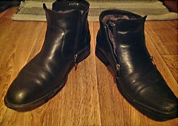 Anh với em cũng như đôi giày, cọc cà cọc cạch nào thuộc về nhau!