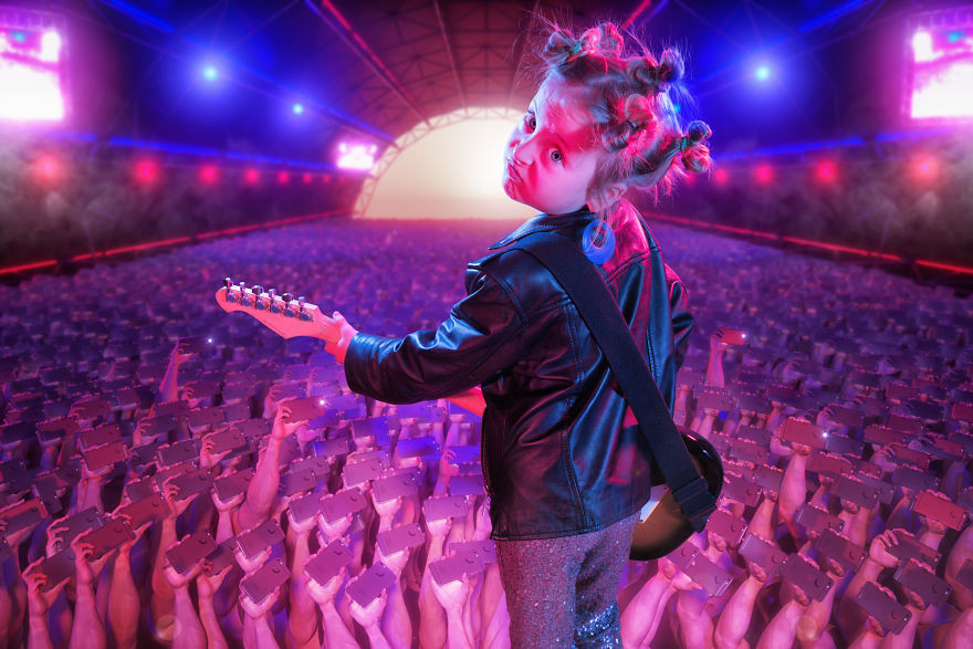 Quá gần nhưng cũng quá xa!