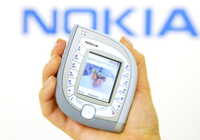 Nokia 7600 (2004)