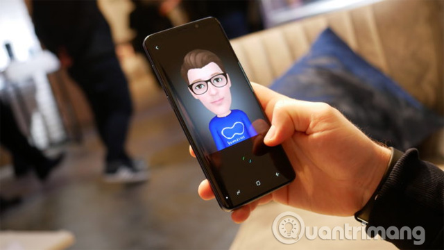 Tạo biểu tượng cảm xúc bằng AR Emoji