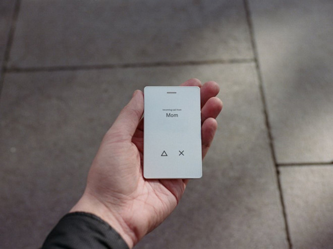  Light Phone 2 có thể thêm địa chỉ liên lạc, gọi taxi, chỉ đường